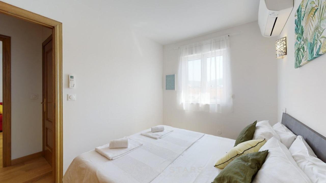 Zhara Suite Five Stars Holiday House - Generale Nizza Esterno foto